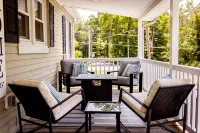 Hollow Hideaway is Just the Place if You Looking to Get Away and Relax.