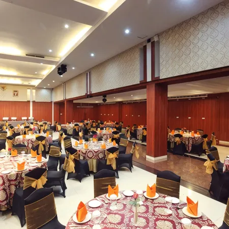 Grand Hatika Hotel