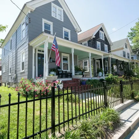 Gorgeous retreat across from yacht club, the Choptank, and IronMan finish line!