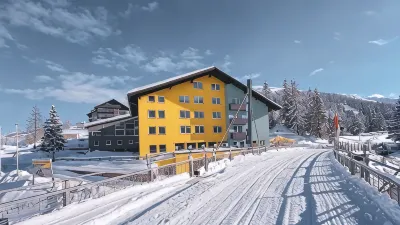 Basekamp Mountain Budget Hotel Отели в г. 