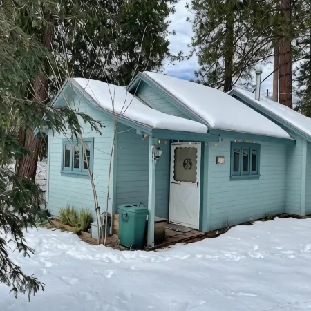 Sequoias Creekside2/Cozy Garden Cabin