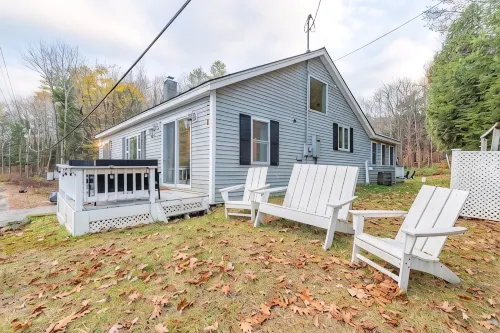 Beautiful Waterfront , four season home on charming Crescent Lake!