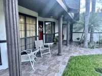 3 Bd/2 Ba open concept home with plenty of parking - 4-Star