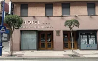 SNÖ Hotel Ciudad de Sabiñánigo - 3-Star