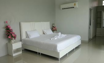River Residence Saraburi Hotel