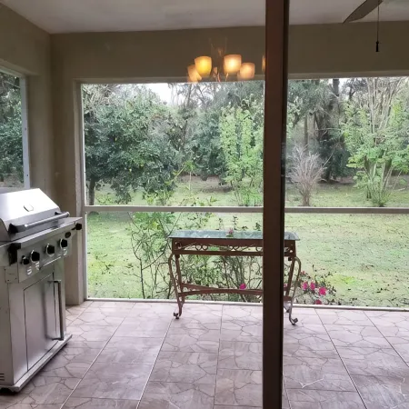 Custom home great local, boat parking, near dock, food, scalloping, Manatee.