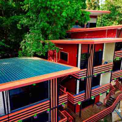 Lipe Banyan Apartments Hotel Exterior