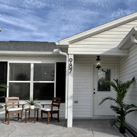 Private Pool Oasis + Hot Tub ,Quiet Luxury in the Villages, Pet Friendly