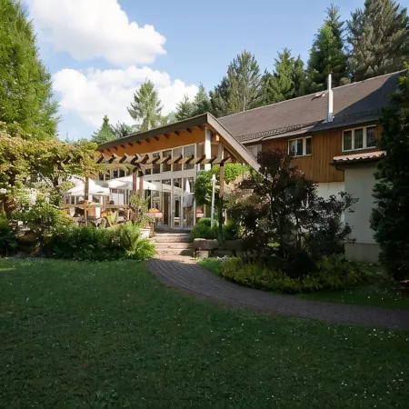 Land-Gut-Hotel Zur Lochmühle