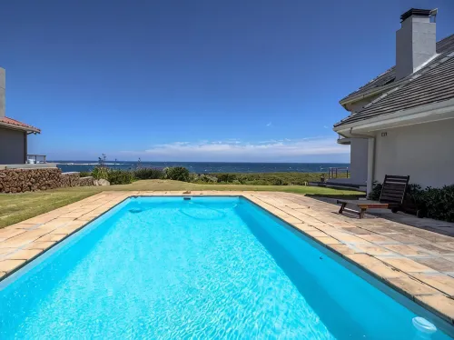 Sandbaai Country House - Villas
