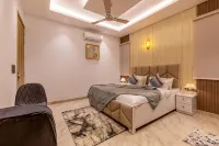 Elivaas Vedaaz 4 BHK Farmhouse With pool