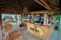 Marika Resort - بار