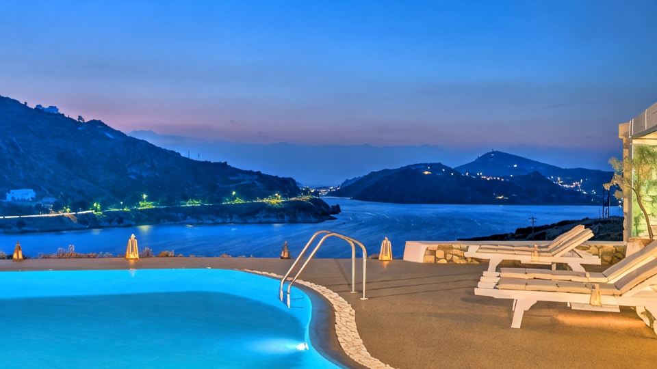 Eirini Luxury Hotel Villas