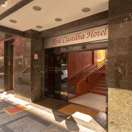 Real Castilha Hotel Отели рядом с достопримечательностью «Площадь Республики»