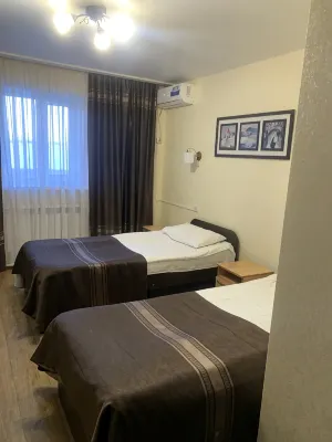 Rus Mini Hotel 酒店