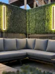 Private Parking & Patio • Stylish Urban Getaway - บังกะโล