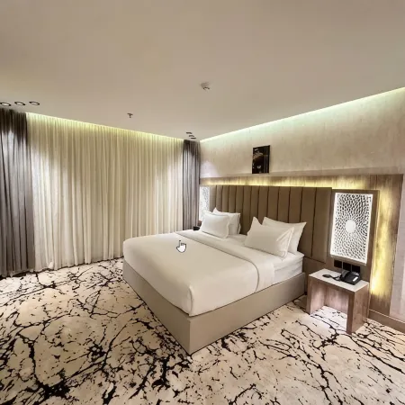 Hyatt Town 3