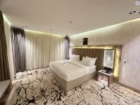Hyatt Town 3