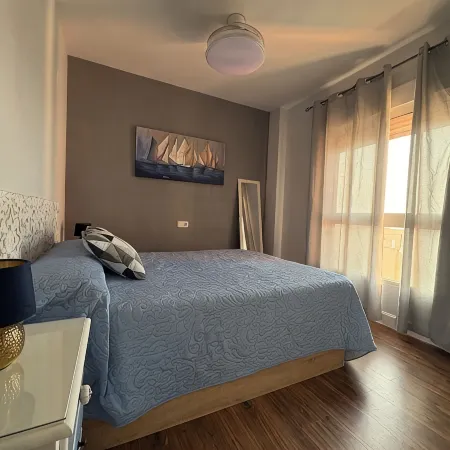 HondaMar Apartment with three sleepingrooms next to the beach