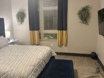 Luxury 2 bedroom 2 full bathroom apartment across from the waterfront!