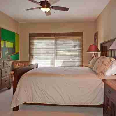 Ocean View Retreat in Carmel Meadows w/ Hot Tub. Walk to Trails & Beach! Rooms