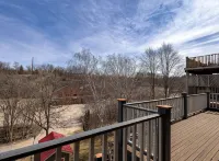 Downtown's Best View at Howdle's Retreat - Homestays