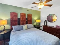 African Oasis- King Bed, Hot Tub
