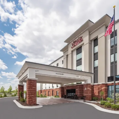 Hampton Inn & Suites Bridgeview Chicago Hotele w: Bridgeview