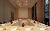 Jades Hotels - 4-Star