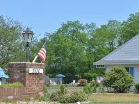 Blue Dolphin Inn Hotels in Eastham