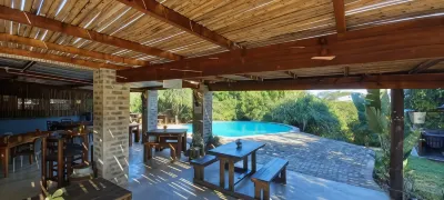 Kingfisher Bush Lodge Hotel a 
