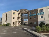 Kyriad Direct Clermont Ferrand Nord - Gerzat - parking