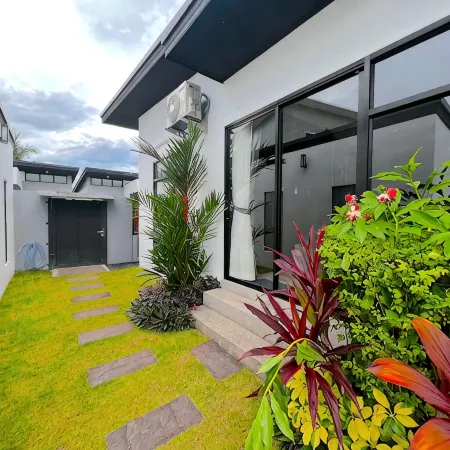 Private 2 Bedroom Villa with Jacuzzi Pool in Phuket, Bang Tao Cherngtalay