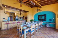 Villa Ventura 5 Star Luxury,Fully Staffed,Private Pool,Private Beach - Villas