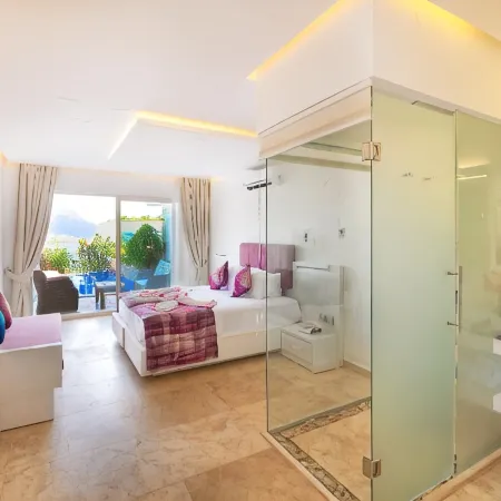 Asfiya Sea View Hotel