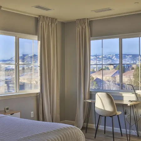 Stylish and Bright Home with City, Mountain and Valley Views