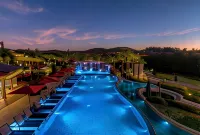 Divisa Experience Resort - Pools