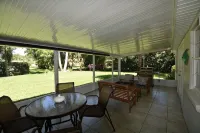☀️Newly remodeled! Comfy vacation home not far from the beach! - 4-Sterne