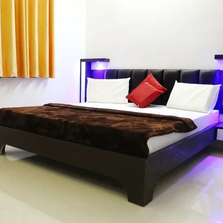Hotel Golden Inn