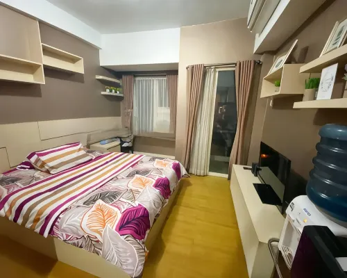 Premium Studio Room by Mareslim at Margonda Residence 5 Hotels in Depok