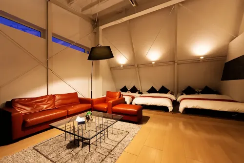 Ms Studio - Condos