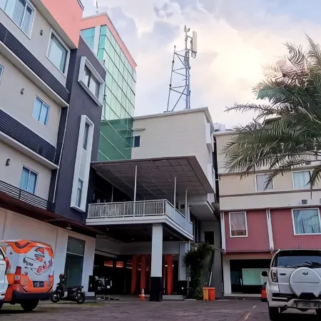 Grand Tryas Hotel