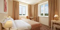 Medical & Spa Resort "Alfa Radon" - parking