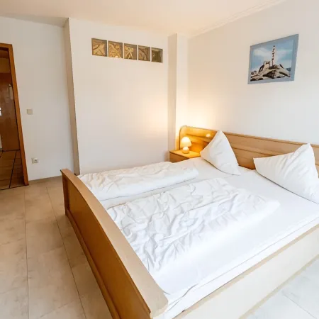 "Deichperle" - your retreat in the Deichkieker guesthouse - pets allowed Hotels in Horumersiel