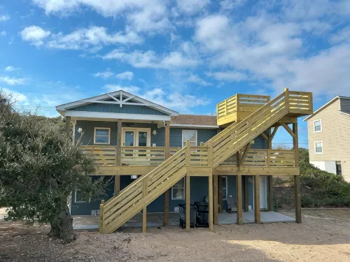 Outer Banks Haven: Pet-Friendly, Walk-to-Beach, EV Charging, Updated Kitchen - 4つ星