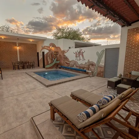 Casa San Francisco with pool, patio and bbq grill