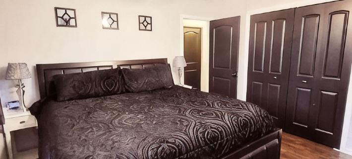 Our Home Away From Home! ランシングのホテル