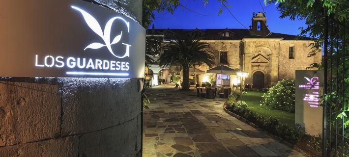 Los Guardeses Hotels in Transmiera