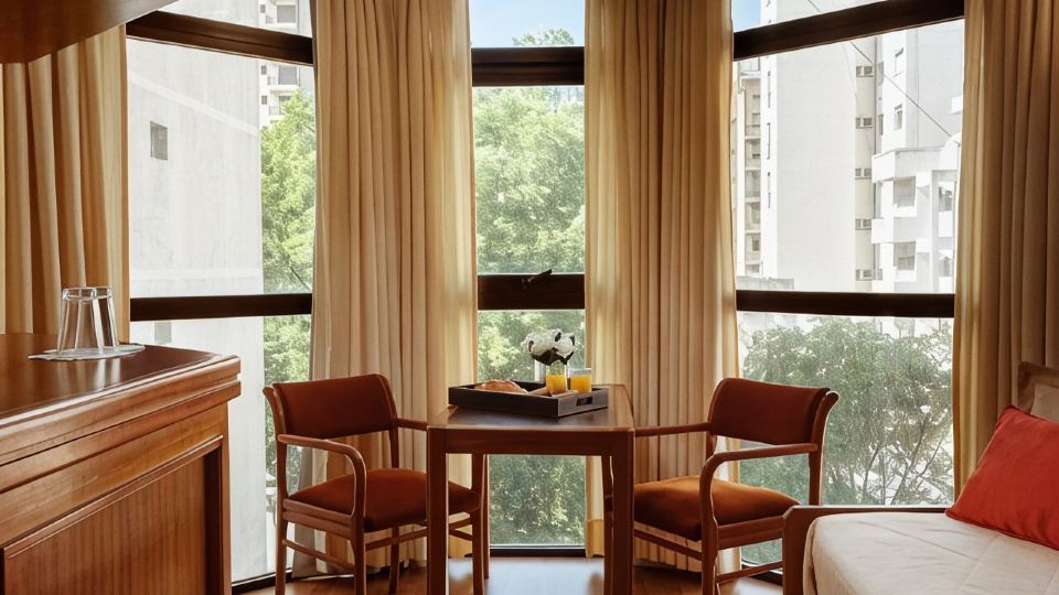 Primacy Hotel