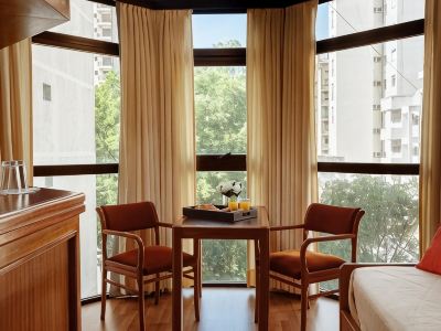 Primacy Hotel